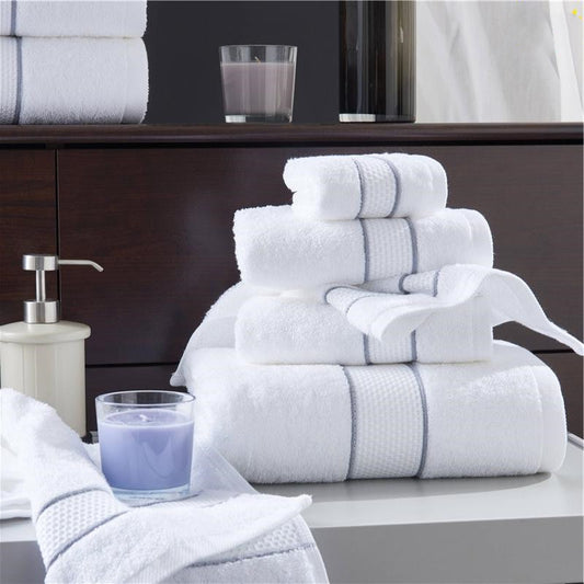 Elegant White Hotel Bath Towels